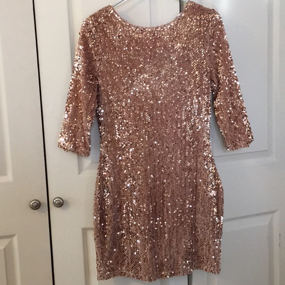 NWT Boohoo Sequin Dress - Picture 2 of 5